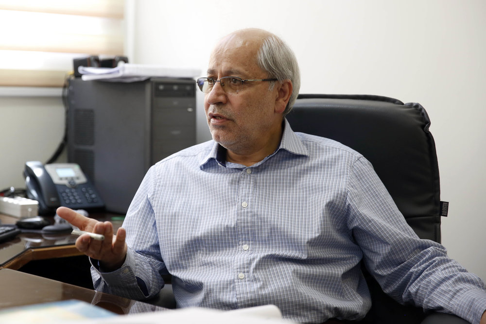 تنها کشوری در دنیا هستیم که همه مسوولان آن منتقد شرایط هستند