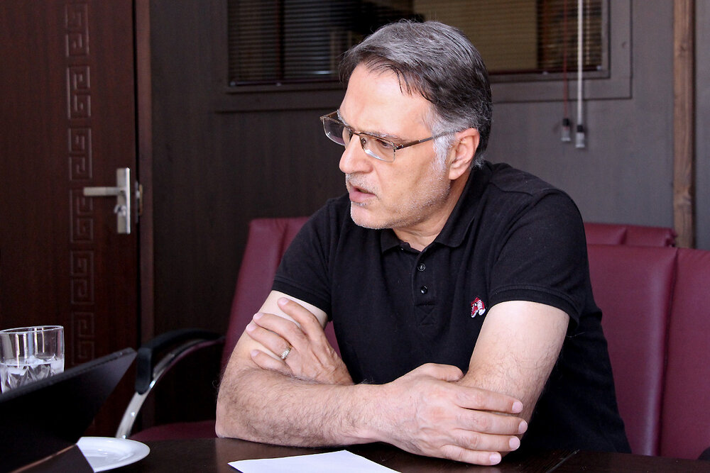 محمدرضا تاجیک: کوتوله‌هایی آمدند و اصلاح‌طلبی را قبضه کردند