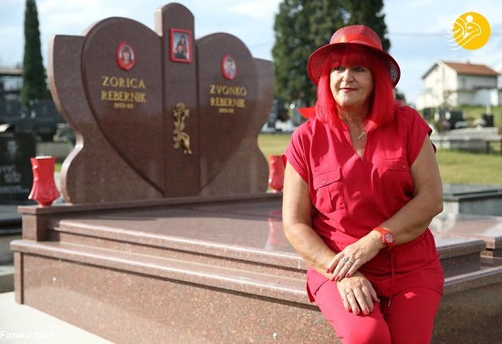 وسواس شدید یک زن به رنگ قرمز