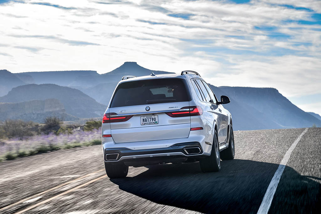 بررسی فنی و شگفت‌انگیز ب‌ام‌و X۷ مدل ۲۰۱۹ + مشخصات