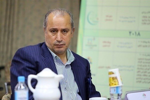 چرا وزیر و مدیران فدراسیون فوتبال، سرمربی موقت انتخاب نمی‌کنند؟