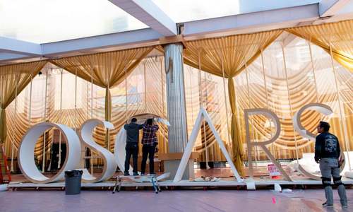 آماده سازی سالن مراسم