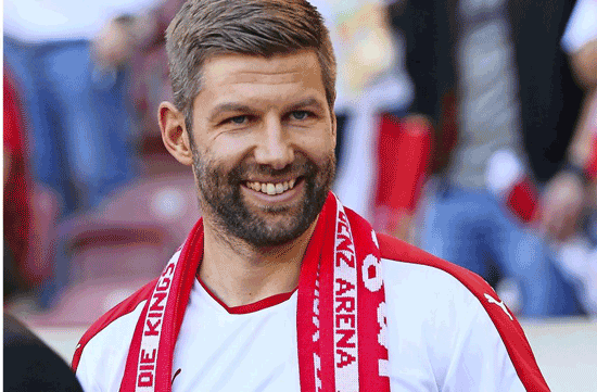 فوتبالیست‌هایی که دستگیر شدند؛ از مارادونا تا رونالدینیو + تصاویر