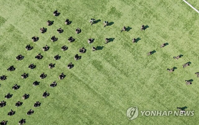 انتخابات کرونایی در کره جنوبی / عکس