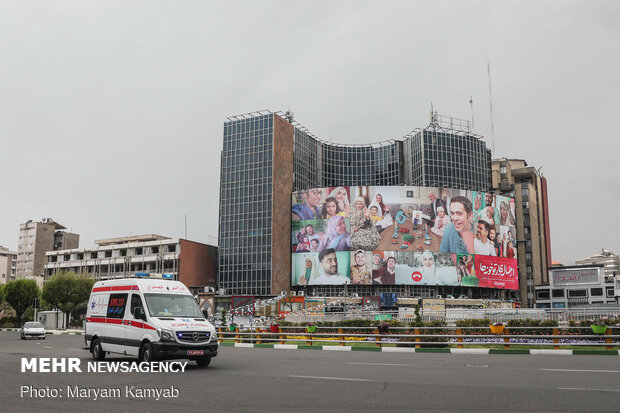 تردد آمبولانس در سطح شهر برای انتقال بیماران به بیمارستانها