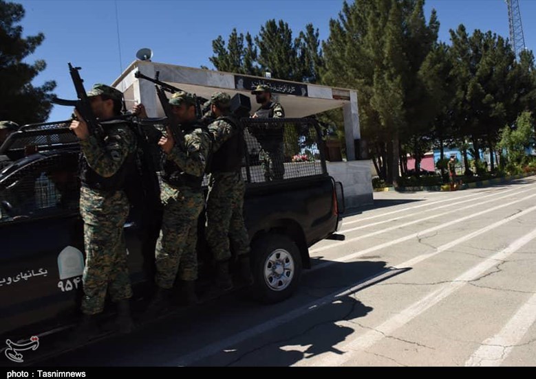 مانور اقتدار و آمادگی یگان ویژه نیروی انتظامی استان البرز به‌ روایت تصویر‌