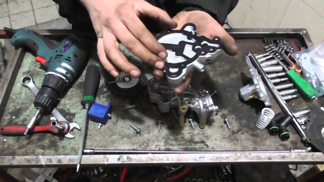 (گزارش)افزایش ۱۰۰ درصدی قیمت اولیه خودرو طی یک سال گذشته/فروش خودرو در بورس راهکاری برای کاهش قیمت آن/مشکلات پیش روی افزایش قیمت خودرو