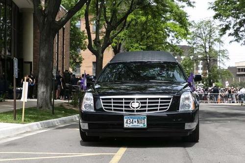 تشییع جنازه "جورج فلوید" + عکس