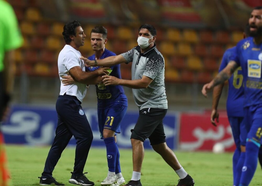 ۷ اشتباه بزرگی که فرهاد مجیدی مرتکب شد