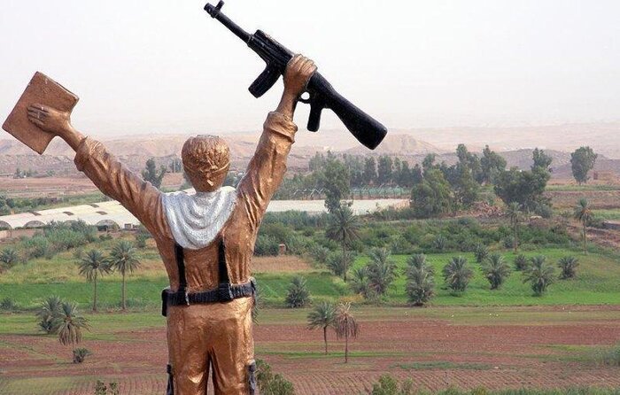 قصرشیرین شهر نخلهای سوخته اما ایستاده