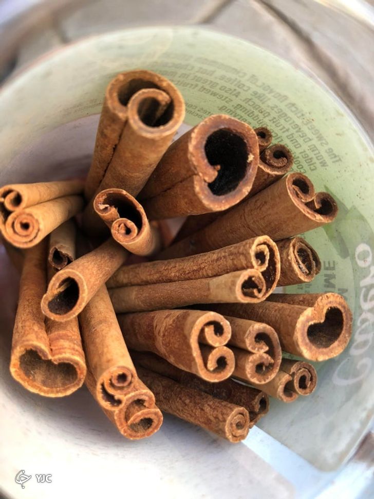 ۱۰ غذای سالمی که می‌تواند برای بدن شما سمی باشد