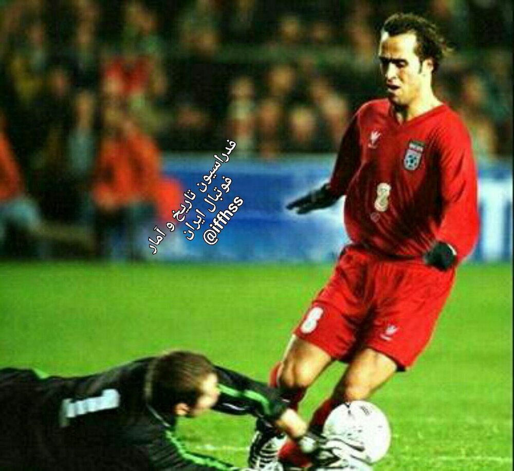 یکی از بدترین لحظات فوتبالی علی کریمی/ عکس