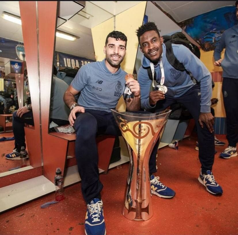 مهدی طارمی در جشن قهرمانی پورتو/ عکس