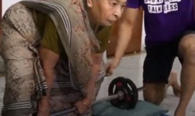 مادربزرگ1 مادربزرگ1