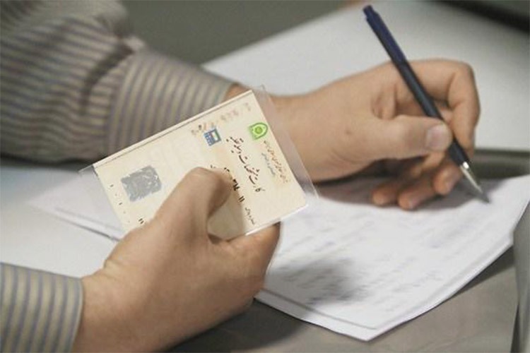 گزارش/ رواج خرید و فروش غیررسمی با ممنوعیت فروش/رونق خرید و فروش وکالتی خودرو در فضای مجازی