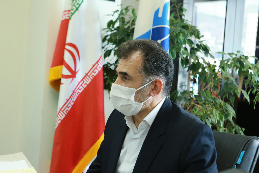 نقی معمولی و مراد بیگ خوب صحبت می‌کنند، ایراد نگیریم