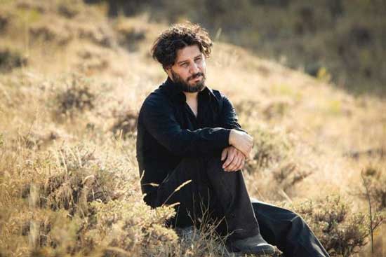 غیبت جواد عزتی در سینما، قهر یا چی؟