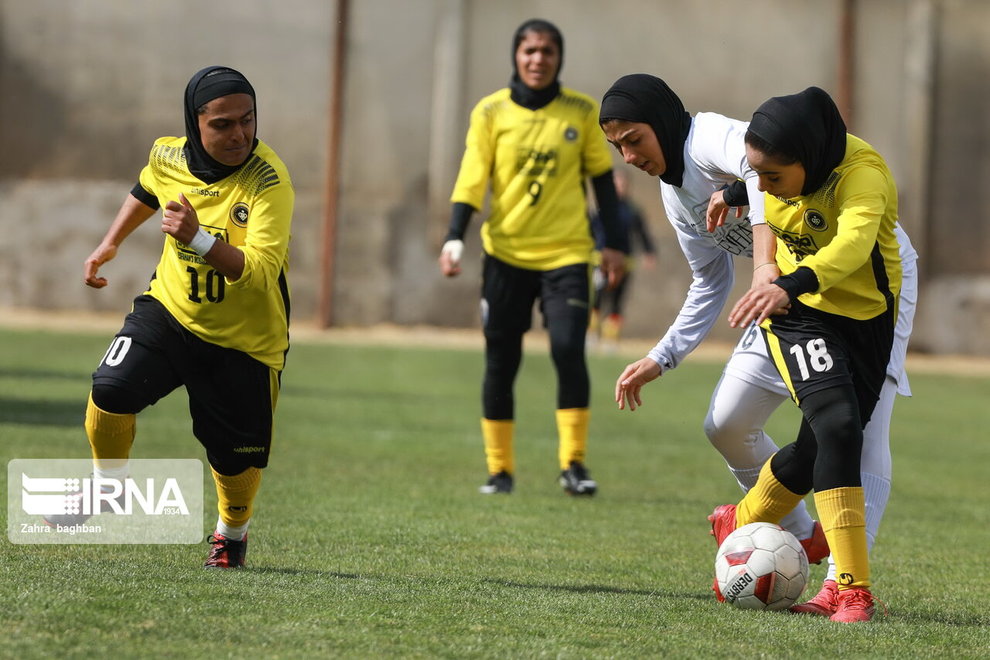 تصاویر‌ دیدار سپاهان و وچان در لیگ برتر فوتبال بانوان