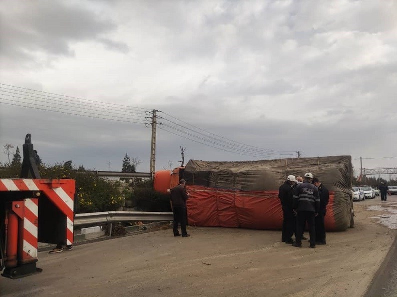 پلیس | ناجا | نیروی انتظامی جمهوری اسلامی ایران , پلیس راهور | پلیس راهنمایی و رانندگی , آتش‌نشانی , اورژانس , سازمان آتش‌نشانی تهران , حوادث , 