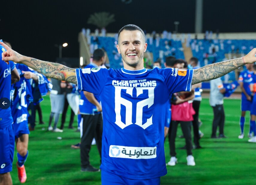 درگیری رسانه‌ای حریفان استقلال و تراکتور در عربستان بالا گرفت