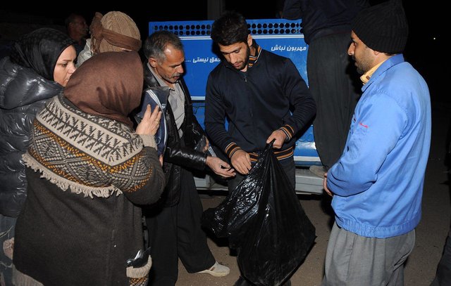 حسن یزدانی: تا آخر در کنار مردم زلزله زده خواهیم بود