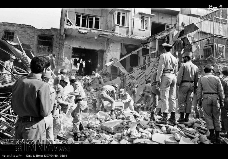 سالروز جنایت منافقین در میدان انقلاب/ عکس