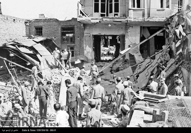 سالروز جنایت منافقین در میدان انقلاب/ عکس