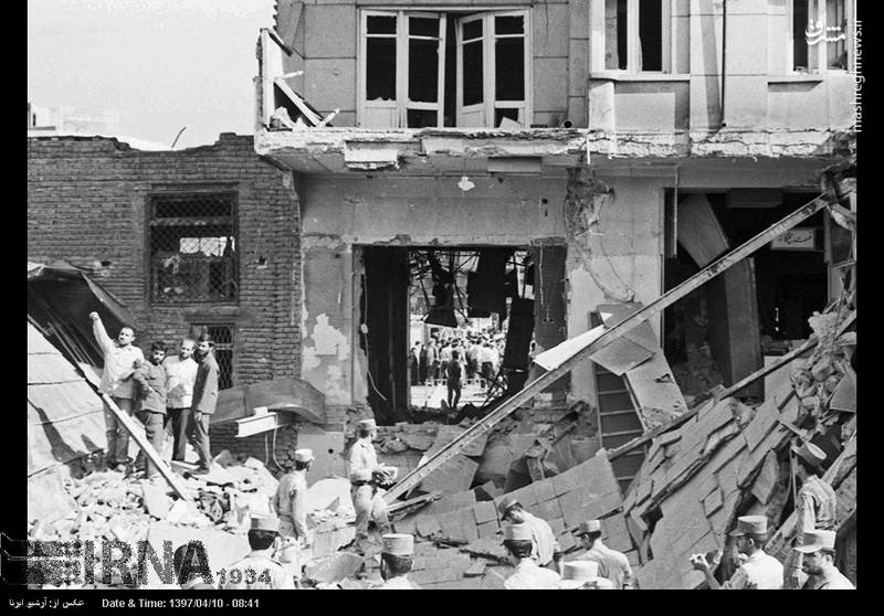 سالروز جنایت منافقین در میدان انقلاب/ عکس