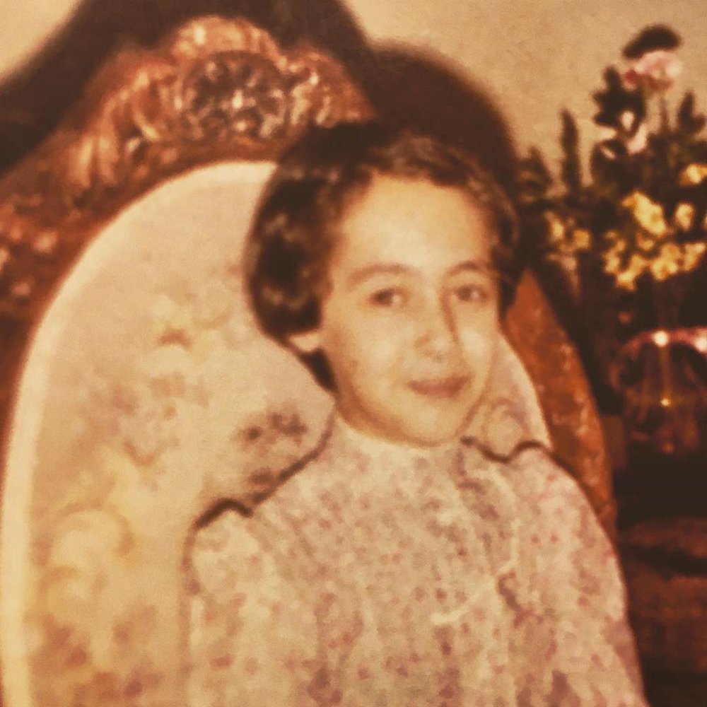 تصویری از کودکی نیکی کریمی به روایت دوربین پدرش+عکس