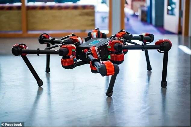 در آزمایشگاه رباتیک "فیسبوک" چه می‌گذرد؟